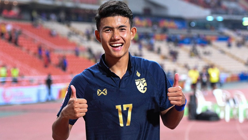 thai-lan-doi-mat-ton-that-lon-suphanat-mueanta-vang-mat-tai-vong-loai-asian-cup