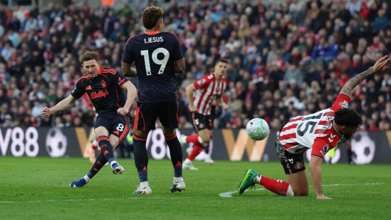 Sunderland vs Nottingham Forest (02:00 – 25/04) | Xem lại trận đấu