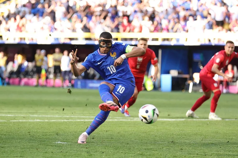 euro co bao nhieu doi