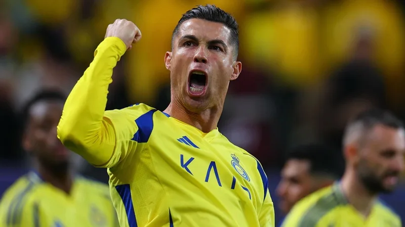Ronaldo đã giải nghệ chưa: Bất ngờ về tương lai CR7